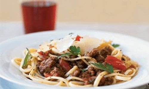 linguine-with-red-wine-bolognese-sauce