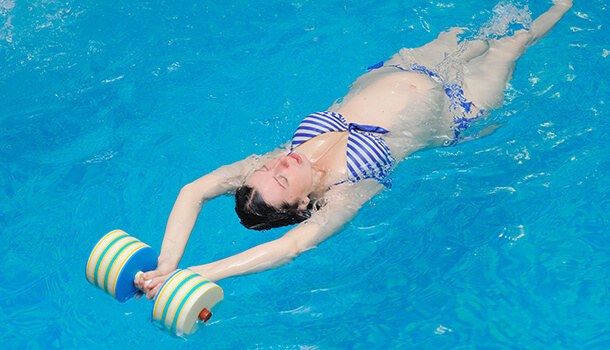 Can Pregnant Women Swim